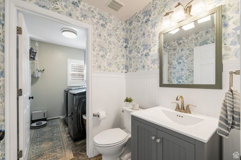 Tiny photo for 2537 N 1220 W, Clinton, UT 84015 (MLS # 2115268)