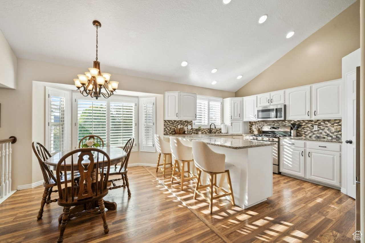 GOLDEN WEST VILLA - Residential