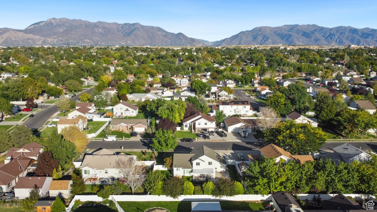 GOLDEN WEST VILLA - Residential