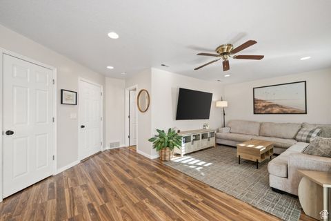 Tiny photo for 2537 N 1220 W, Clinton, UT 84015 (MLS # 2115268)