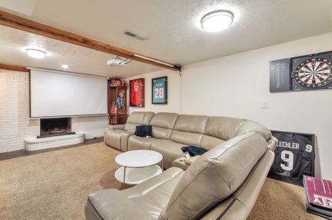 Tiny photo for 421 E 8220 S, Sandy, UT 84070 (MLS # 2178282)