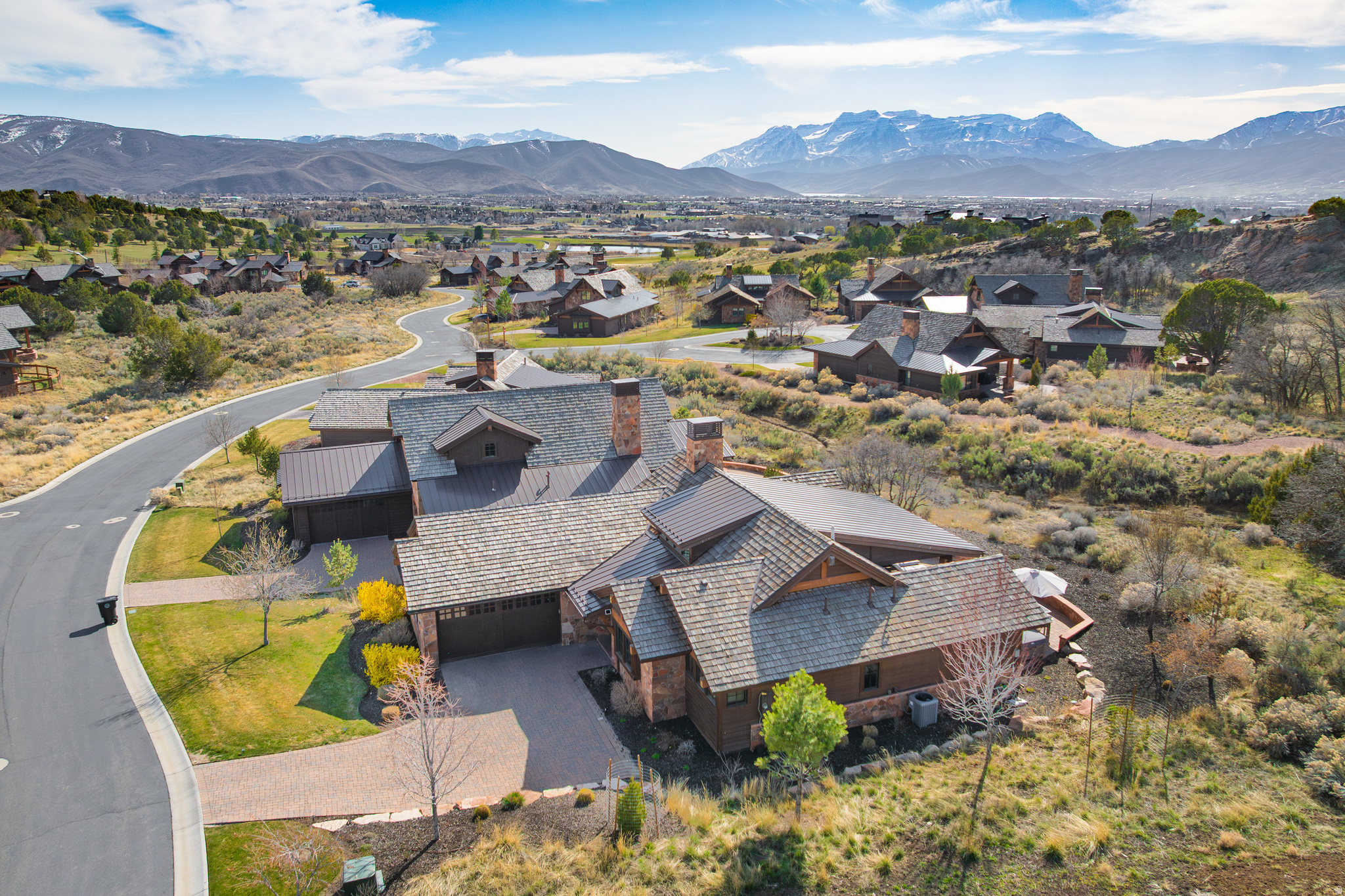 RED LEDGES - Residential