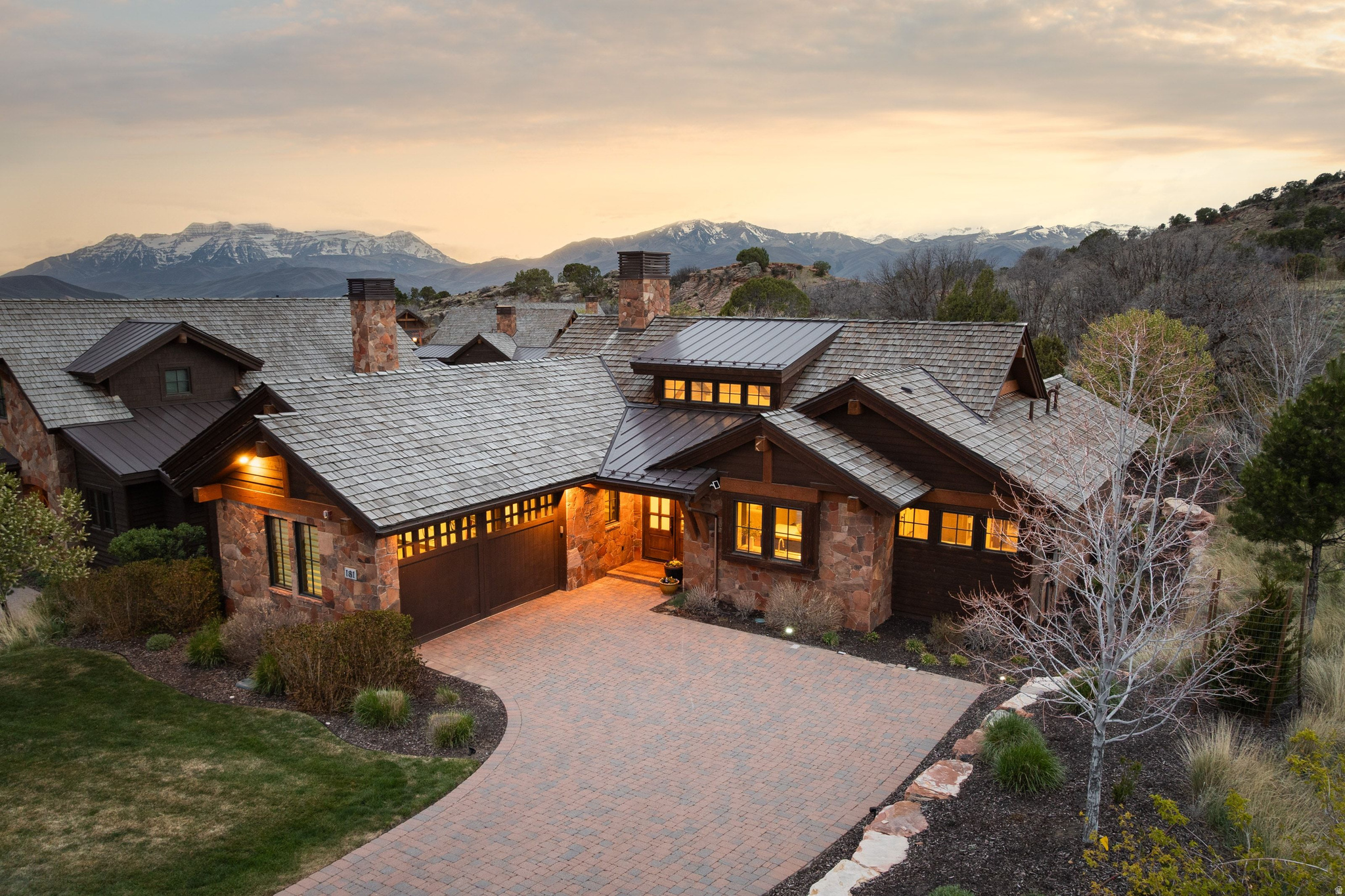 RED LEDGES - Residential