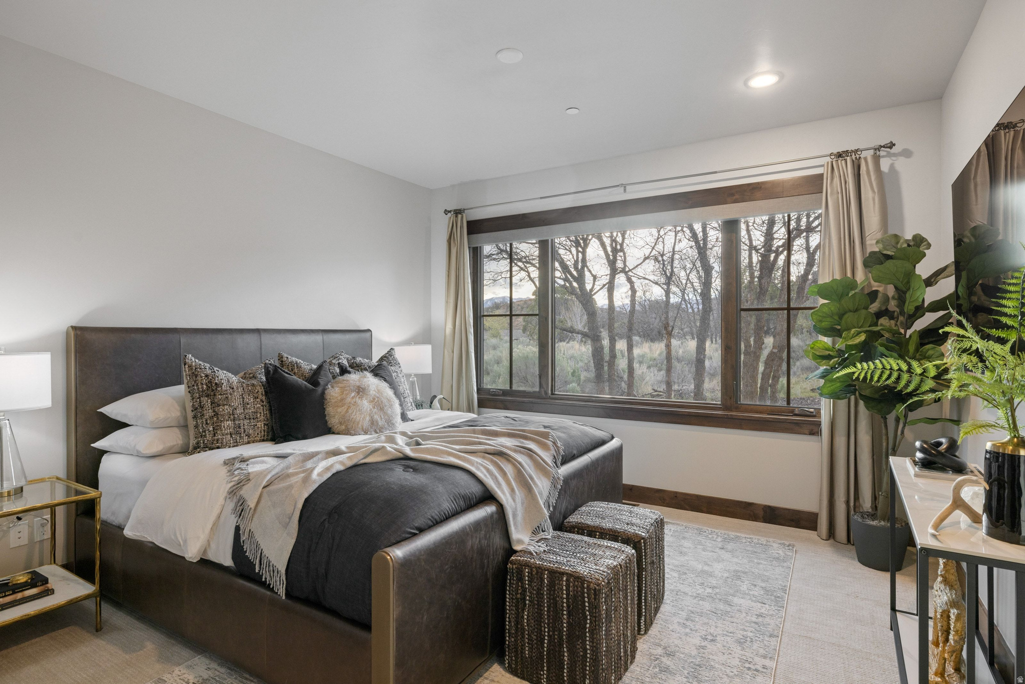 RED LEDGES - Residential