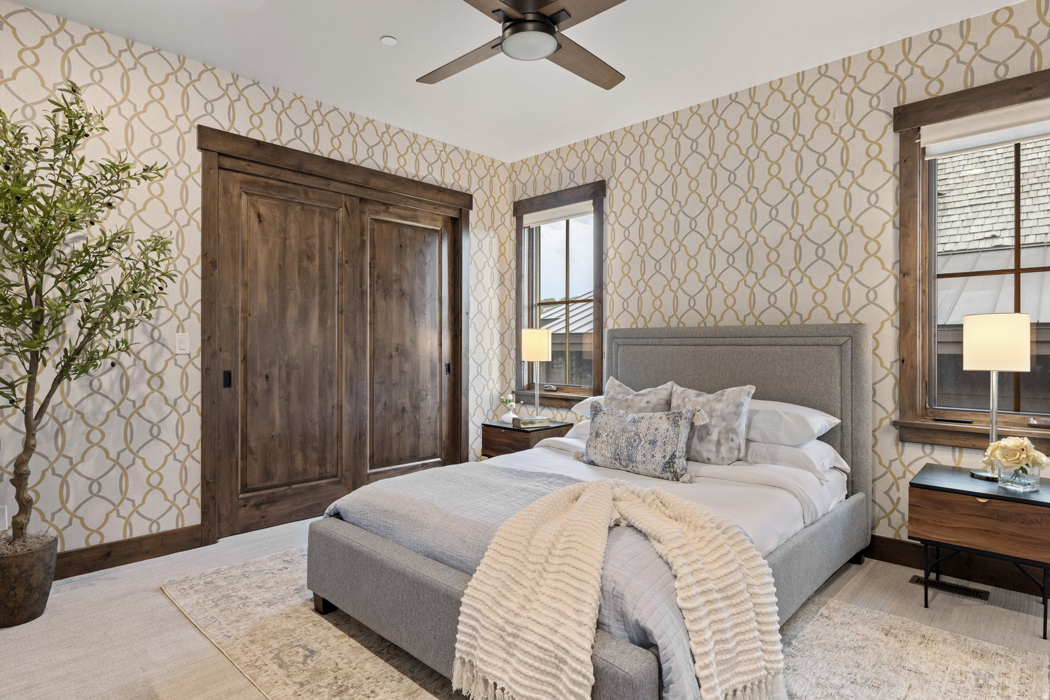 RED LEDGES - Residential
