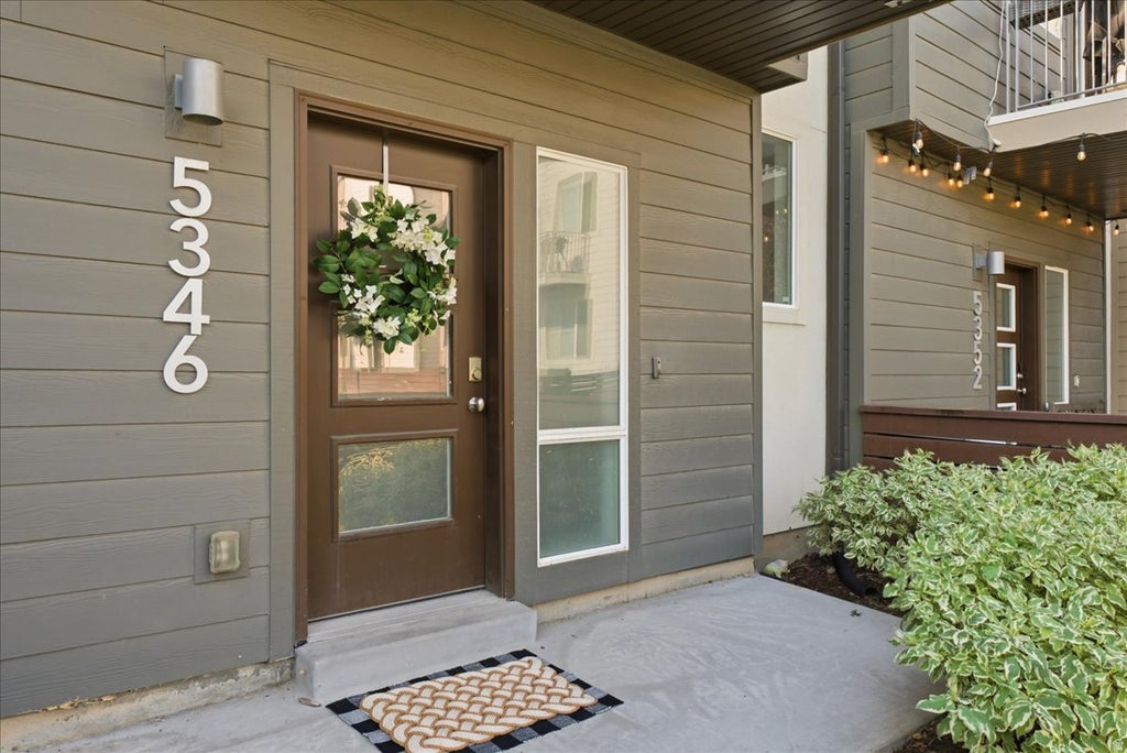 Photo of 5346 W NOVA WAY, Herriman, UT 84096 (MLS # 2171879)