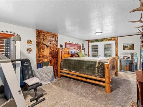 Tiny photo for 8187 N MOUNTAIN VIEW RD, Lake Point, UT 84074 (MLS # 2132818)