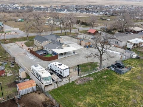 Tiny photo for 8187 N MOUNTAIN VIEW RD, Lake Point, UT 84074 (MLS # 2132818)