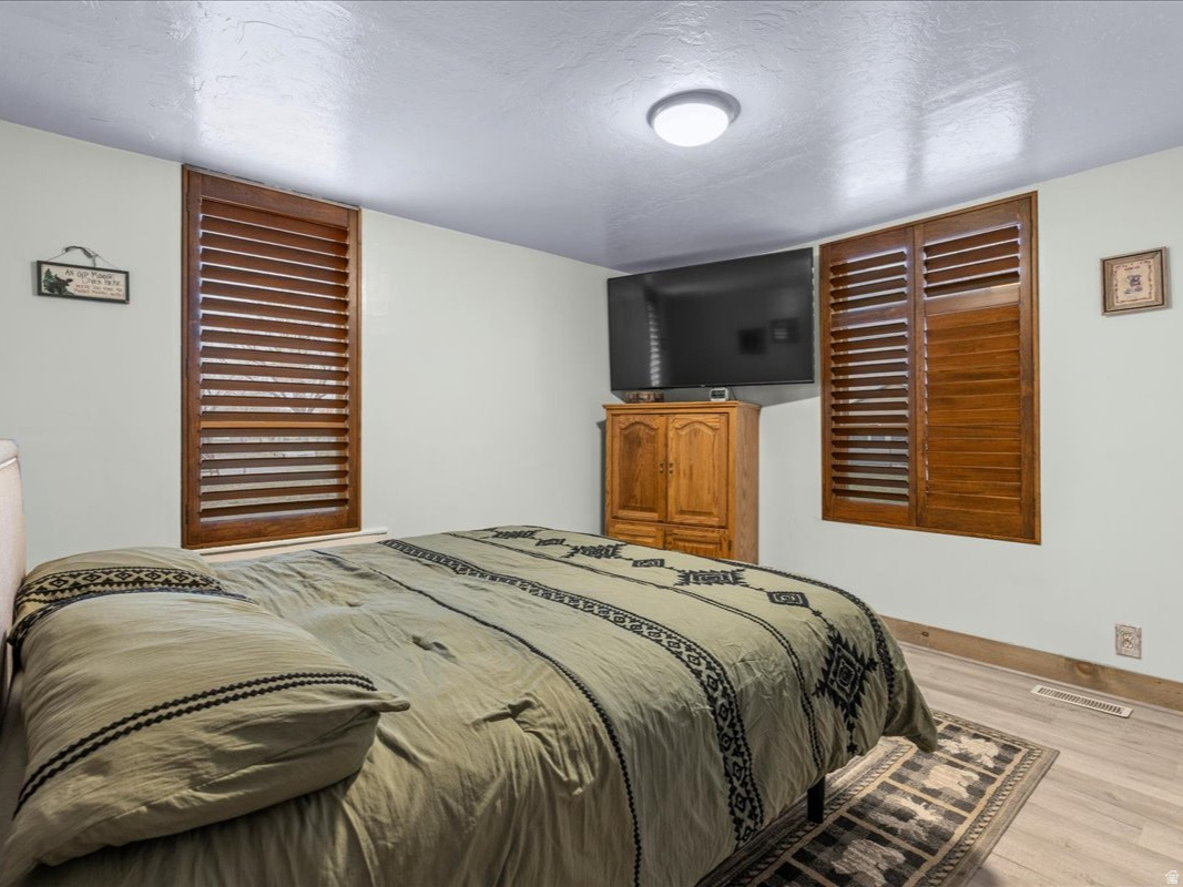 LANDSLIDE ESTATES - Residential