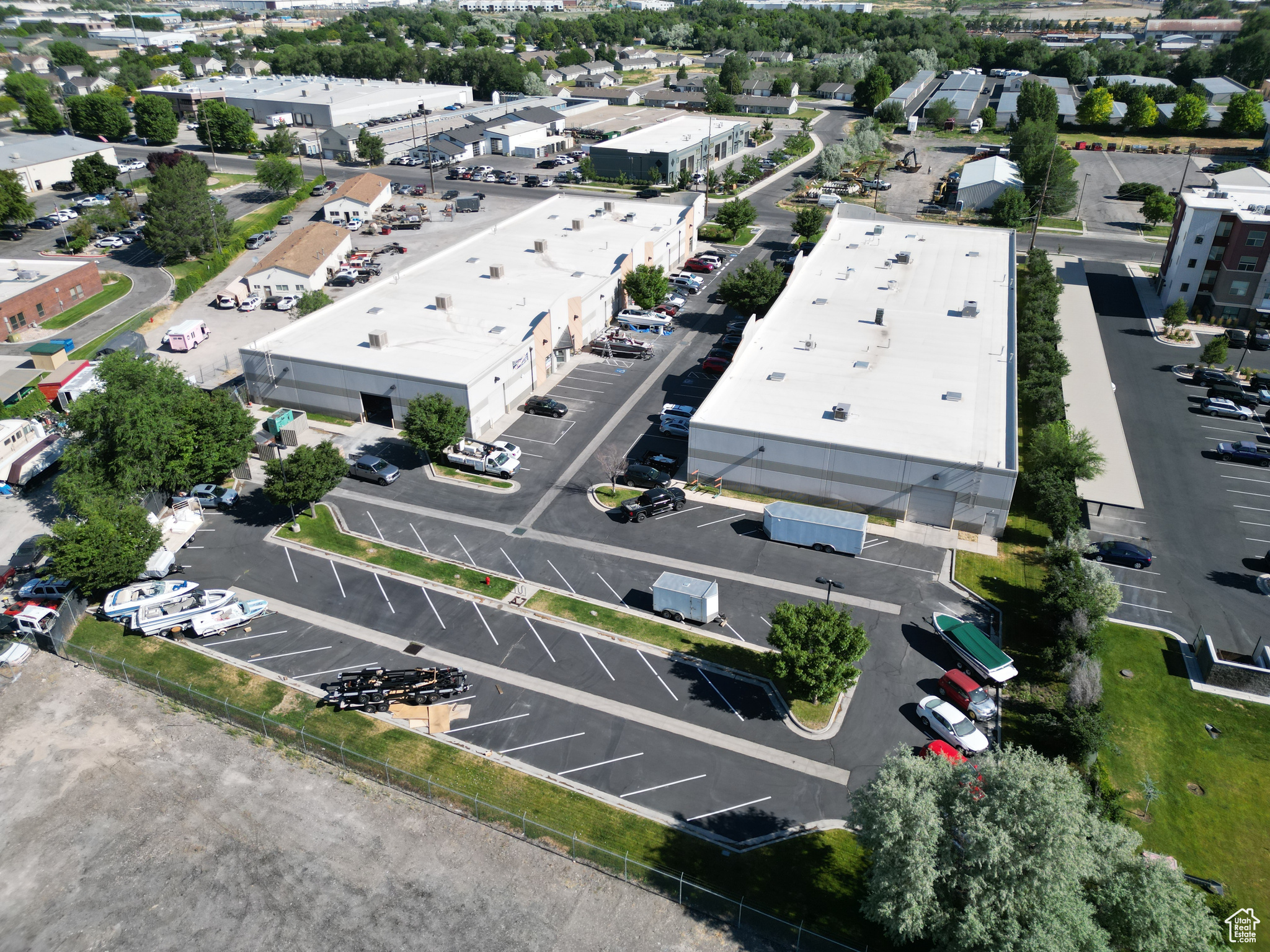 NORTH PARK INDUSTRIAL CONDO - Commercial Lease