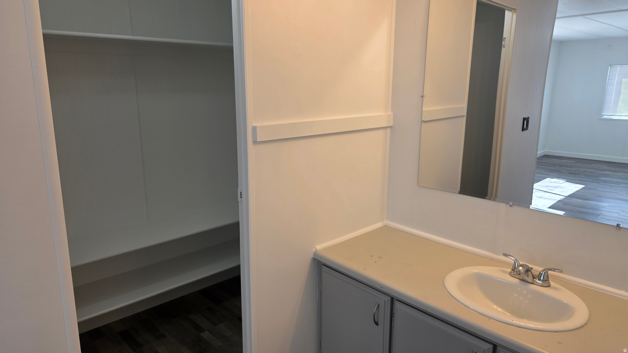 CAMELOT MANUFACTURED HOME COMMUNITY - Residential