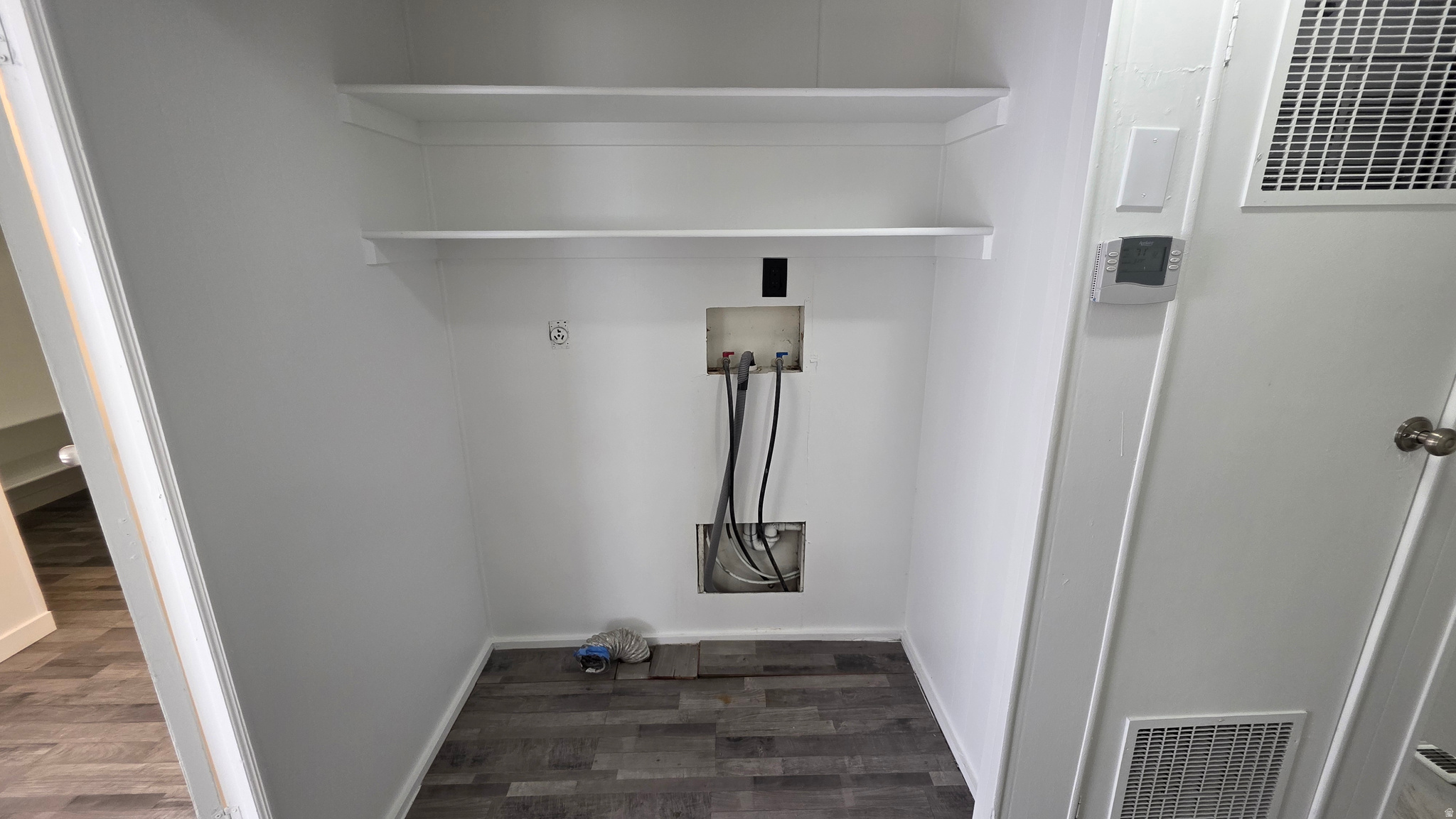 CAMELOT MANUFACTURED HOME COMMUNITY - Residential