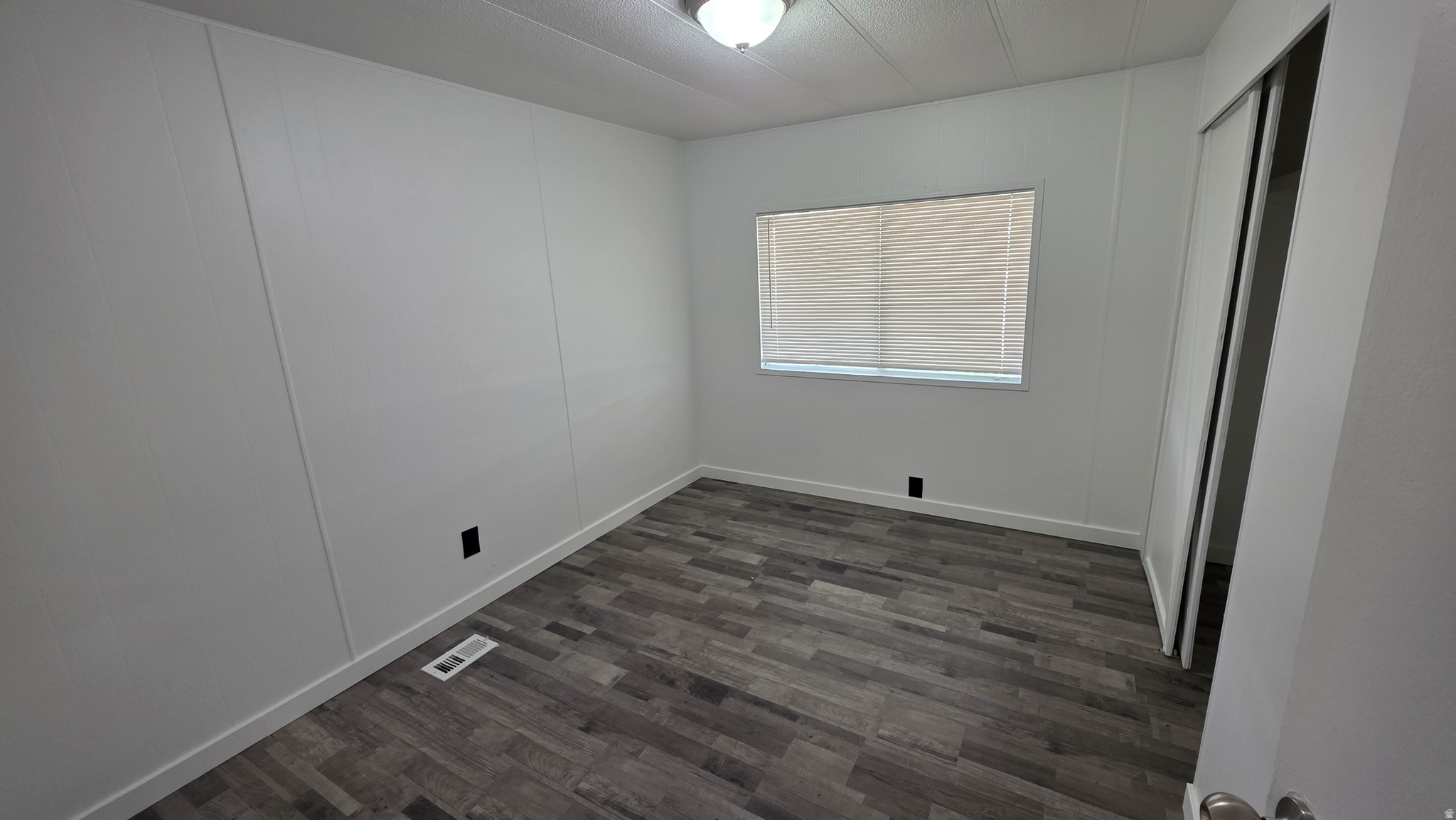 CAMELOT MANUFACTURED HOME COMMUNITY - Residential