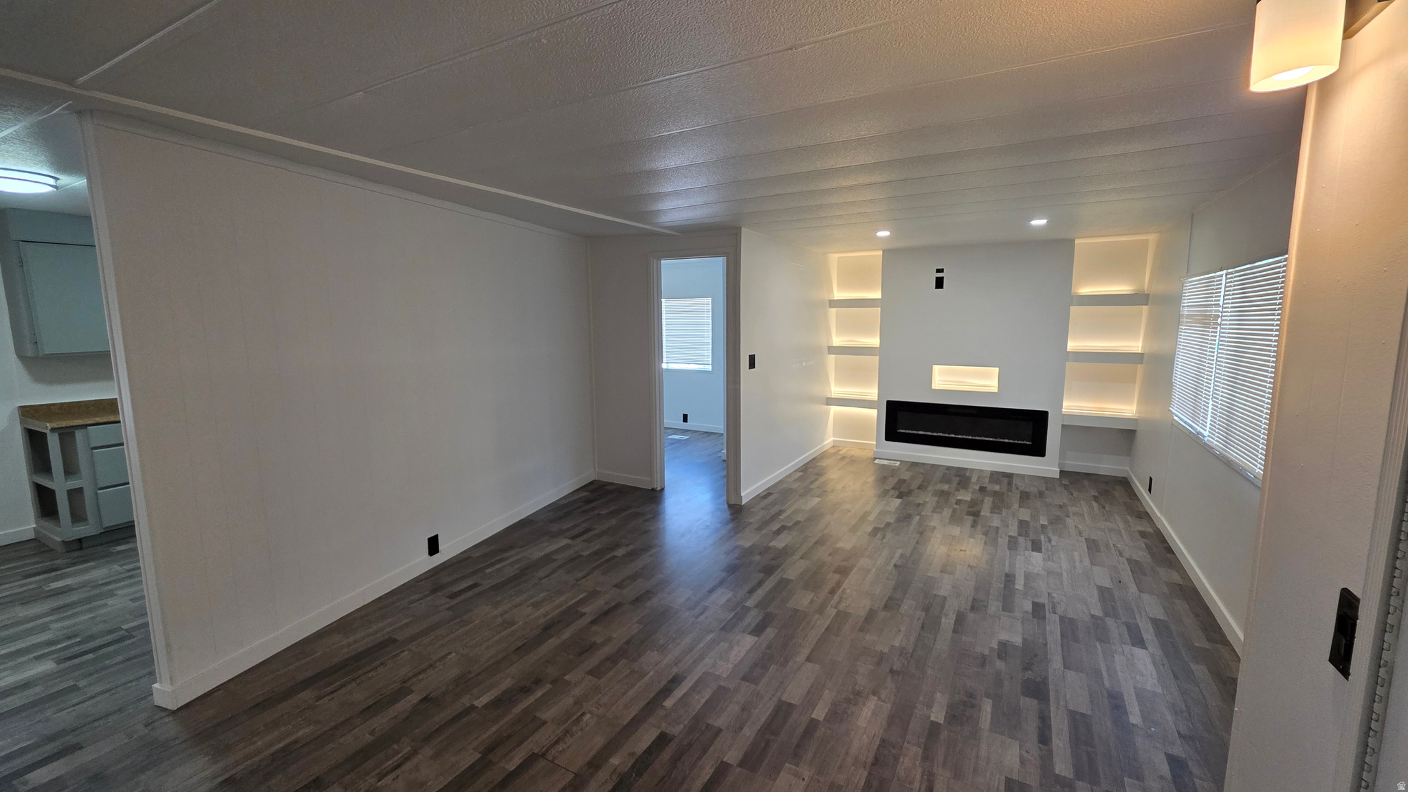 CAMELOT MANUFACTURED HOME COMMUNITY - Residential