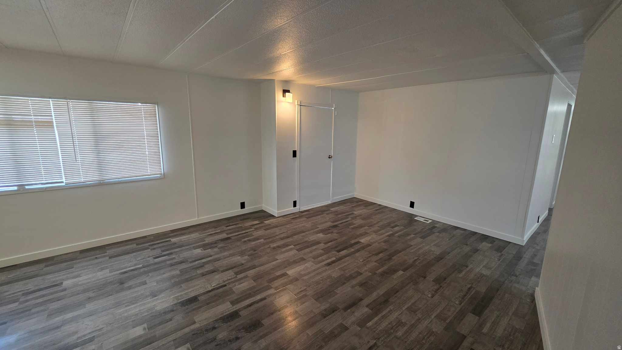 CAMELOT MANUFACTURED HOME COMMUNITY - Residential