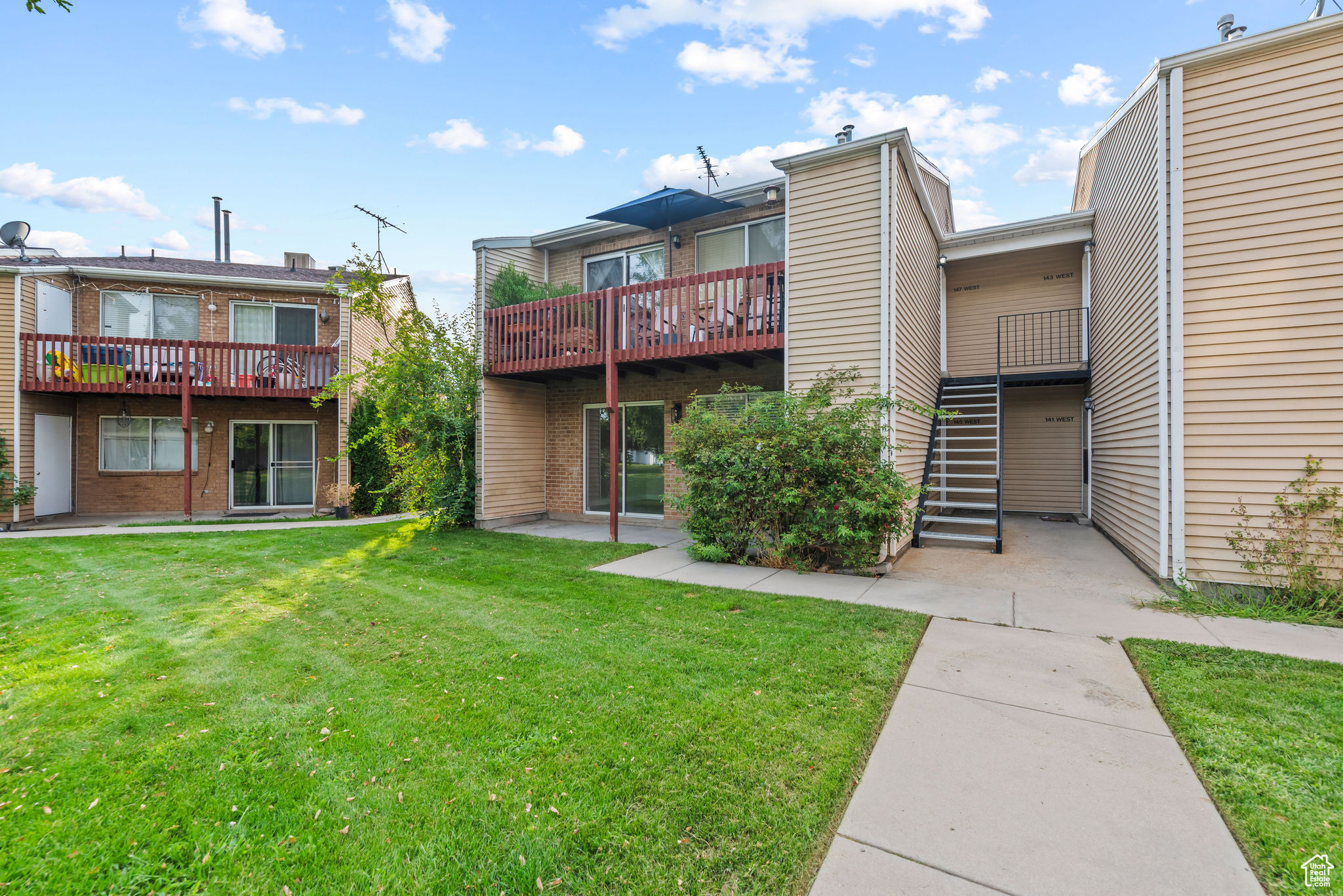 HEARTHWOOD CONDO - Residential
