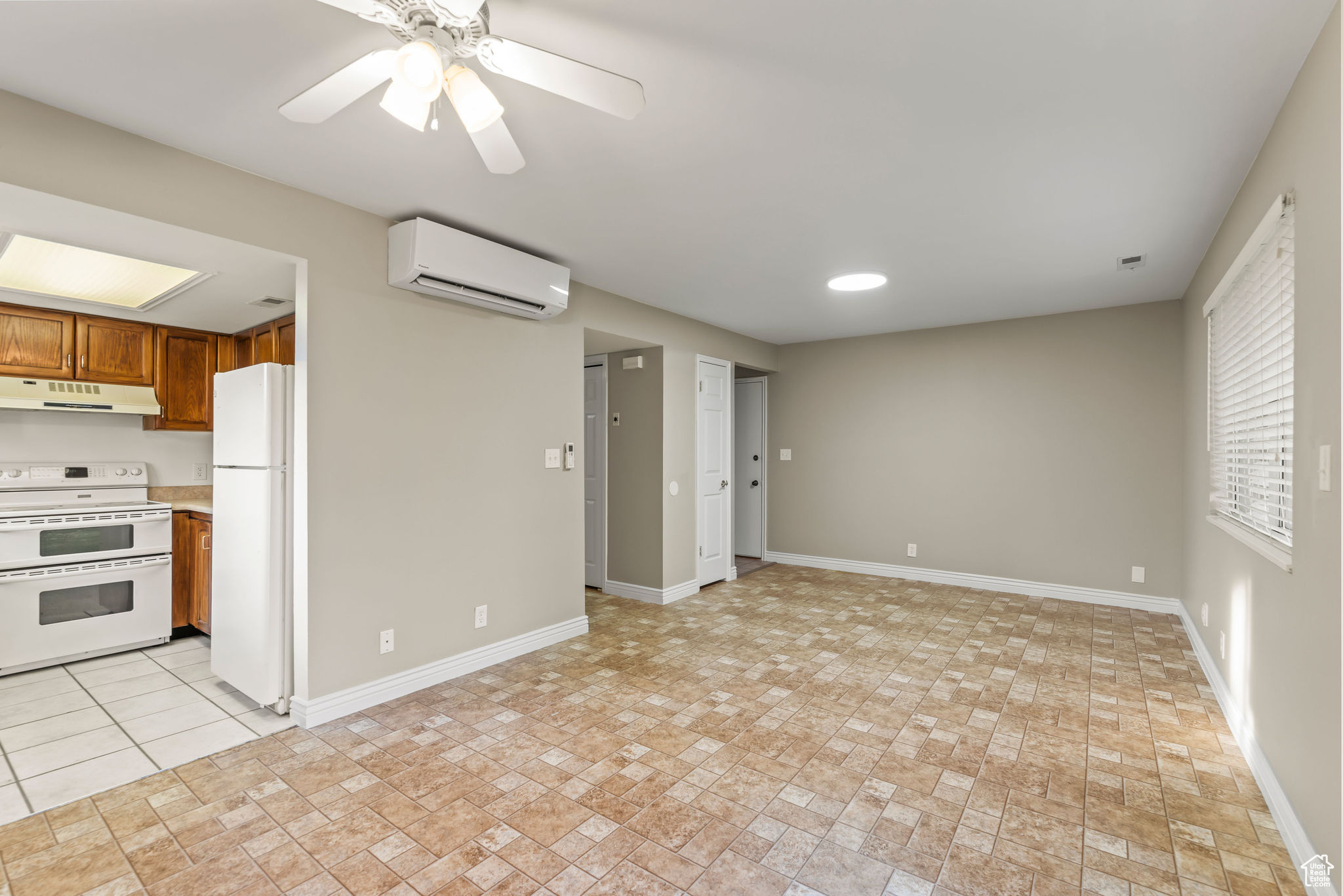 HEARTHWOOD CONDO - Residential