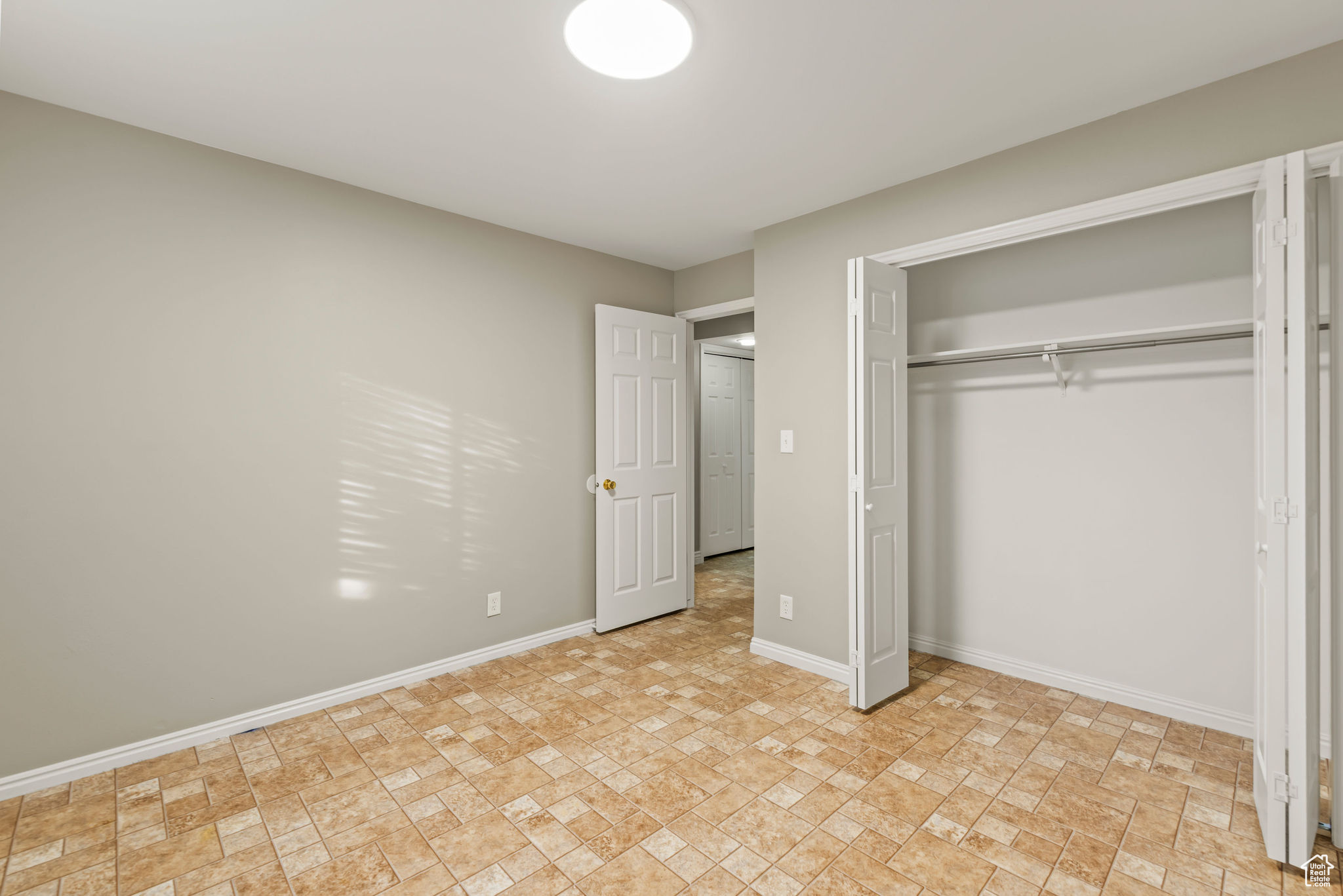 HEARTHWOOD CONDO - Residential