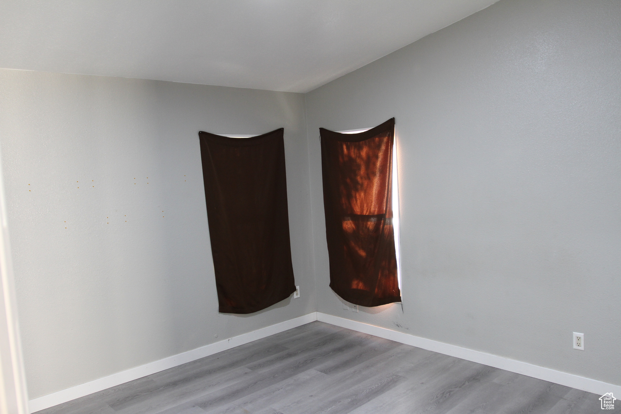 RIVERSIDE - Residential