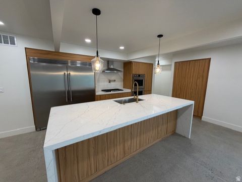 Tiny photo for 7277 S 525 E, Midvale, UT 84047 (MLS # 2154631)