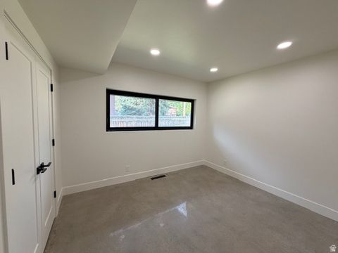 Tiny photo for 7277 S 525 E, Midvale, UT 84047 (MLS # 2154631)