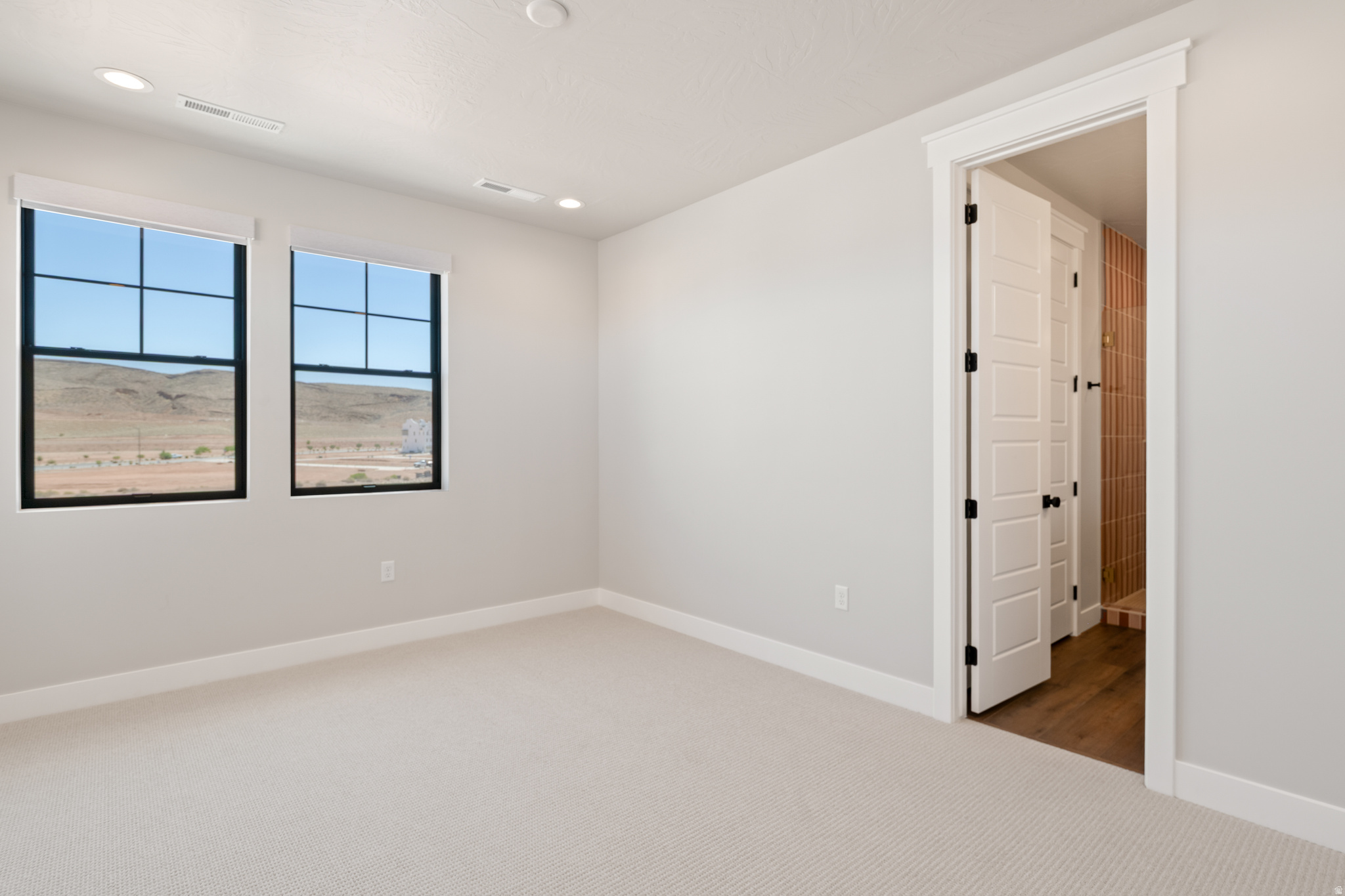 DESERT COLOR RESORT - Residential