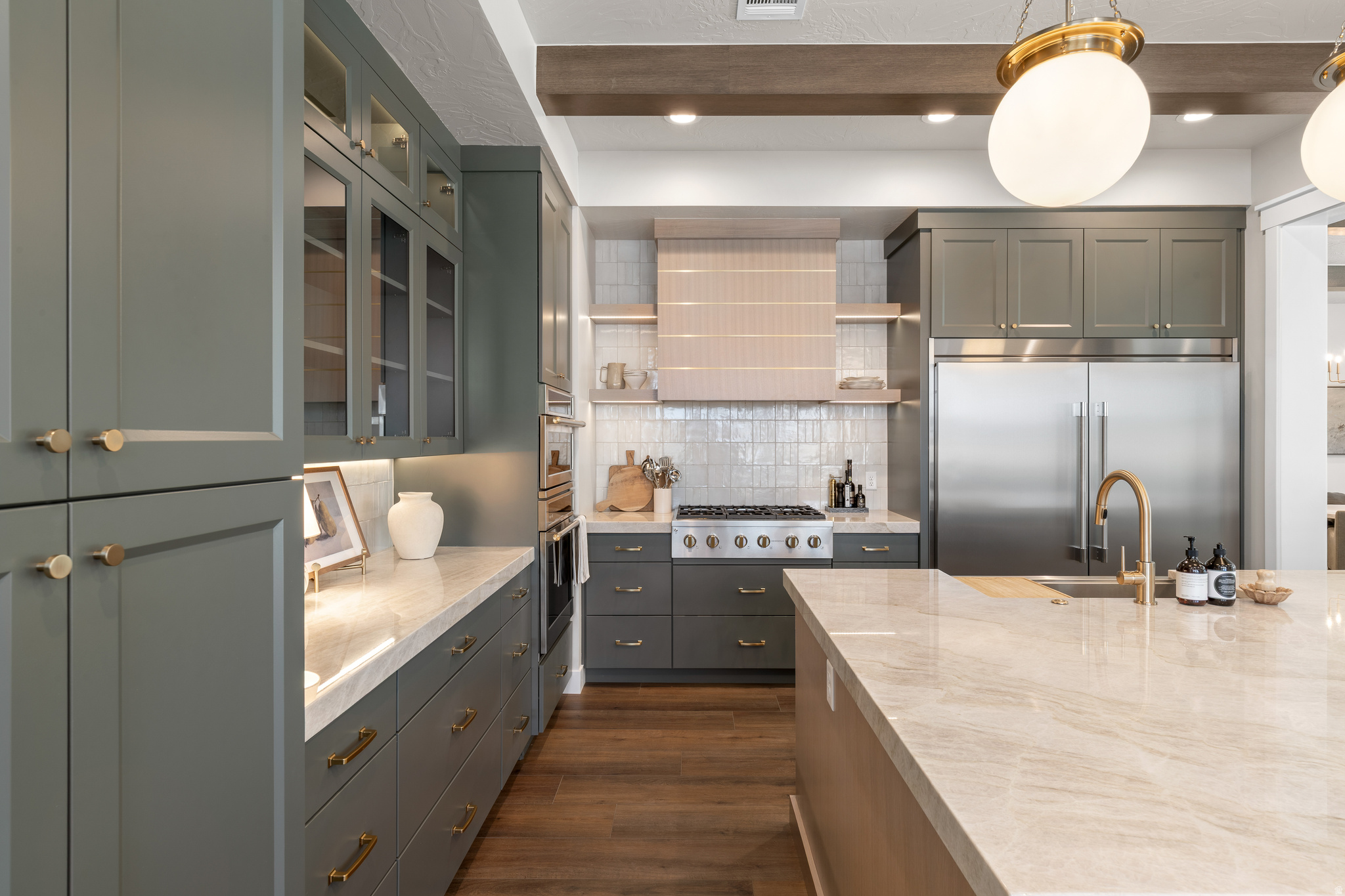 DESERT COLOR RESORT - Residential