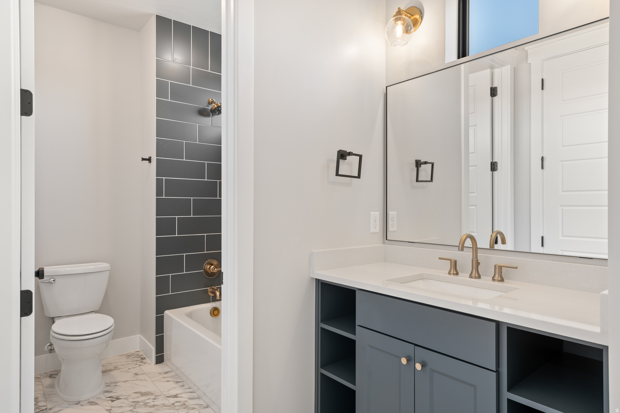 DESERT COLOR RESORT - Residential