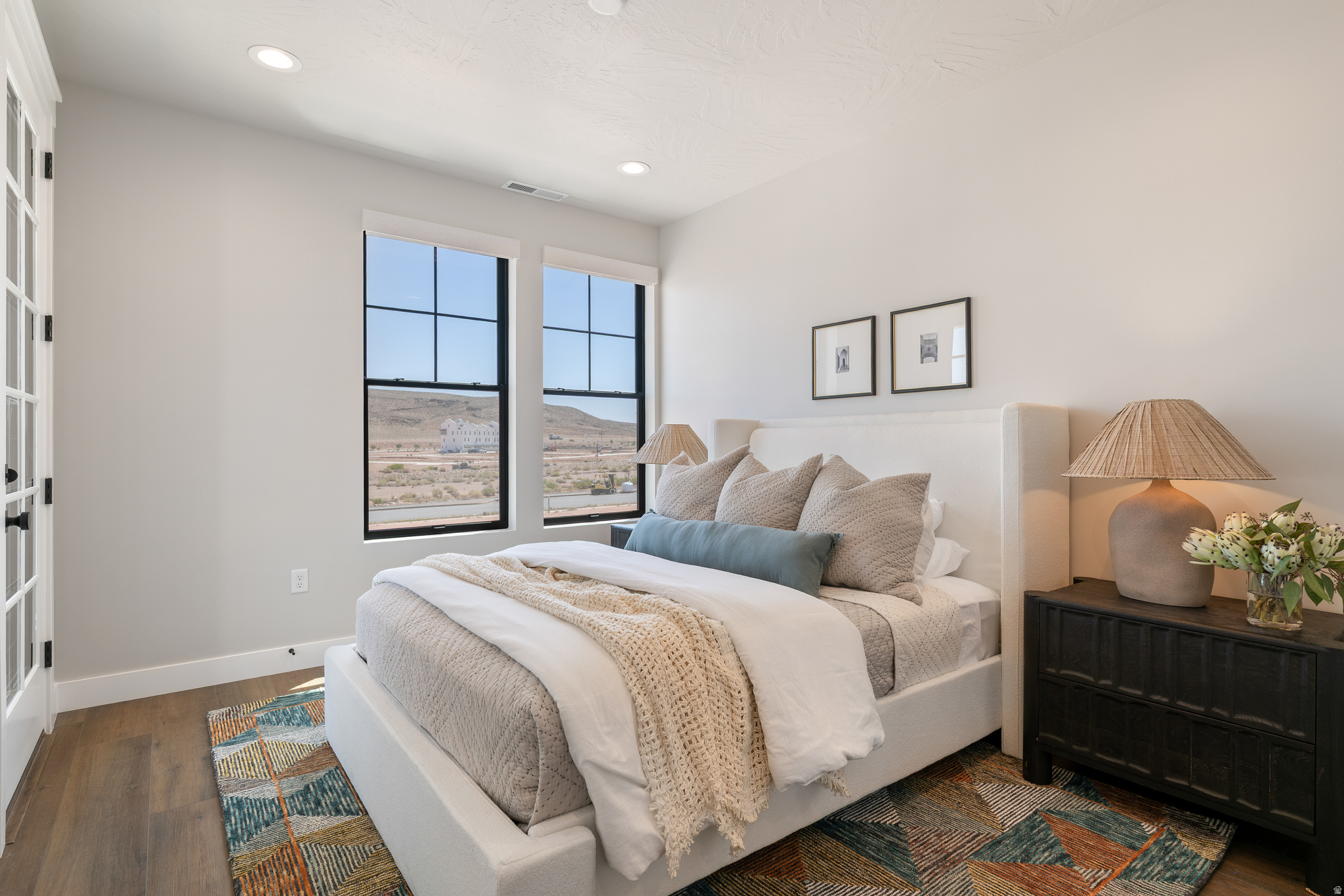 DESERT COLOR RESORT - Residential