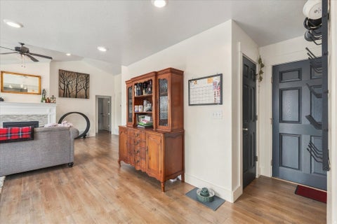 Tiny photo for 952 E 100 N, Hyde Park, UT 84318 (MLS # 2186974)