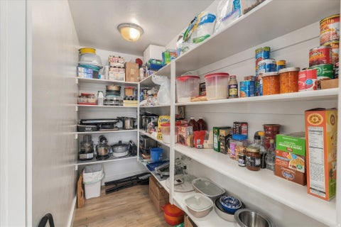 Tiny photo for 952 E 100 N, Hyde Park, UT 84318 (MLS # 2186974)