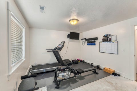 Tiny photo for 952 E 100 N, Hyde Park, UT 84318 (MLS # 2186974)