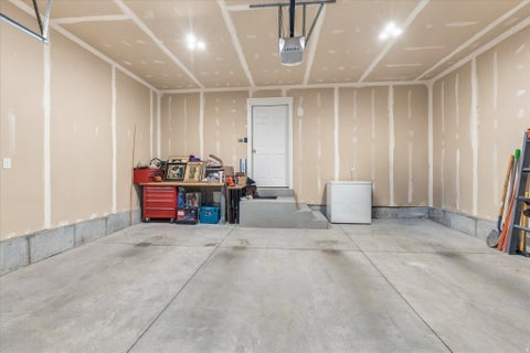 Tiny photo for 952 E 100 N, Hyde Park, UT 84318 (MLS # 2186974)