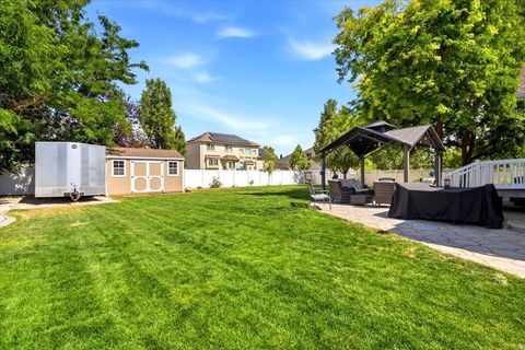 Tiny photo for 882 N 3625 W, Layton, UT 84041 (MLS # 2171433)