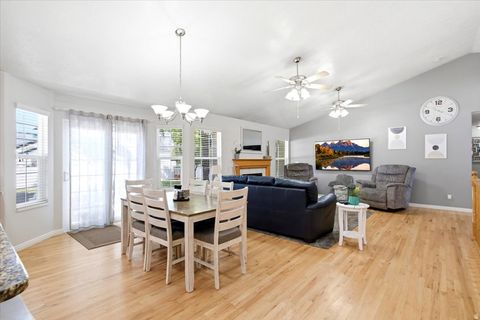 Tiny photo for 882 N 3625 W, Layton, UT 84041 (MLS # 2171433)