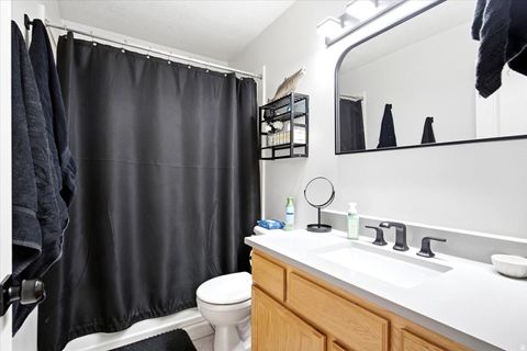 Tiny photo for 882 N 3625 W, Layton, UT 84041 (MLS # 2171433)