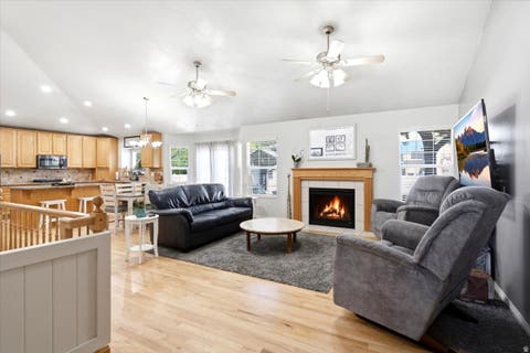 Tiny photo for 882 N 3625 W, Layton, UT 84041 (MLS # 2171433)