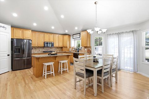 Tiny photo for 882 N 3625 W, Layton, UT 84041 (MLS # 2171433)