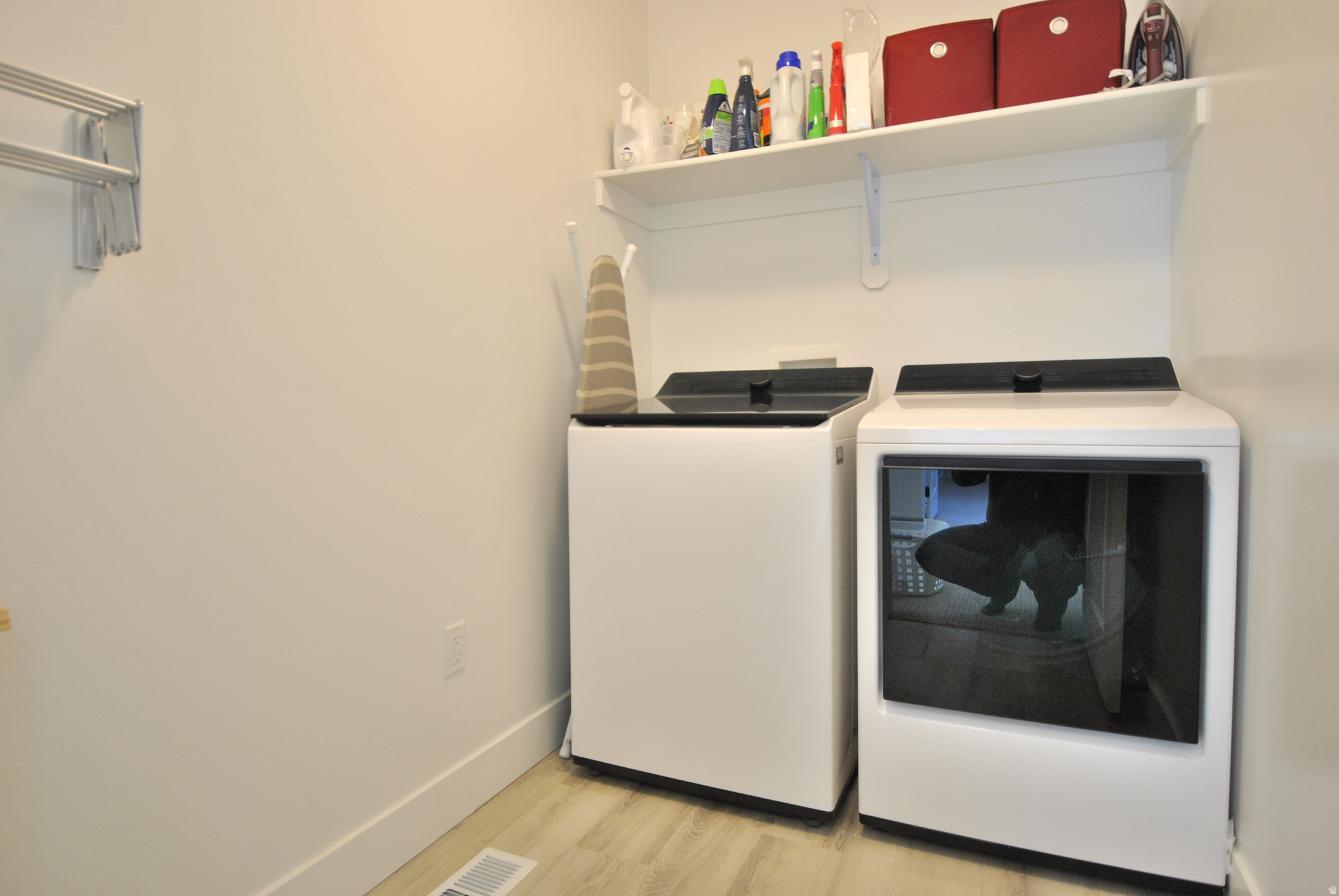 VILLAGE AT FOX - Residential