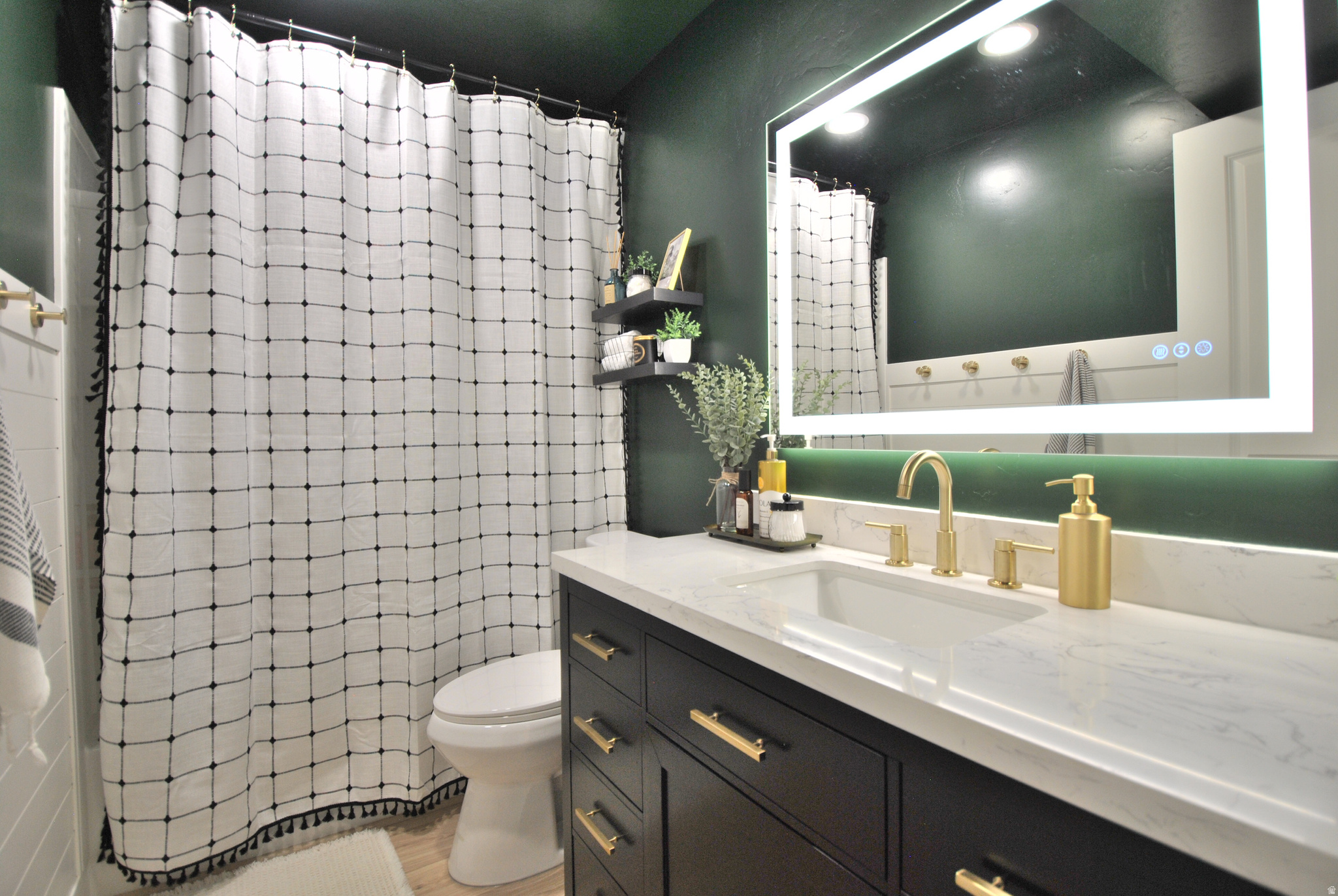 VILLAGE AT FOX - Residential