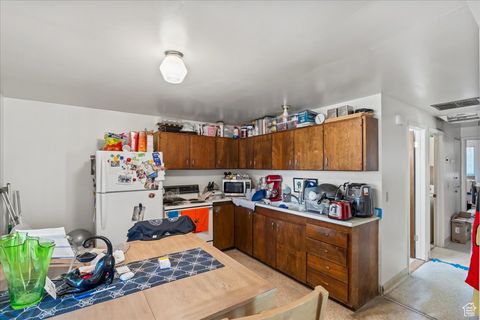 Tiny photo for 815 E WHITEMAPLE WAY, Millcreek, UT 84106 (MLS # 2119231)