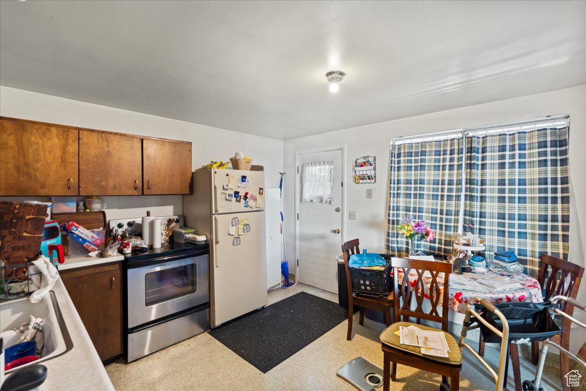 PARK - Residential Income