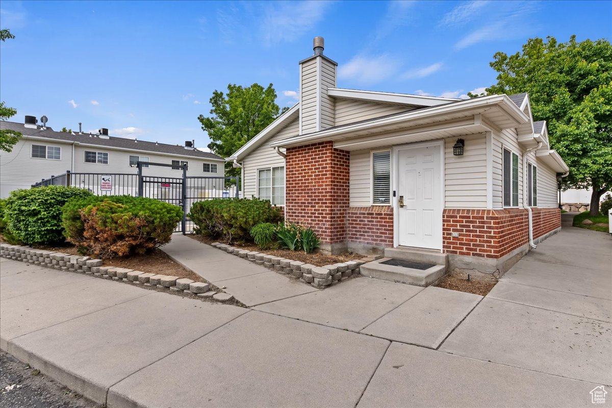 PINES - Residential