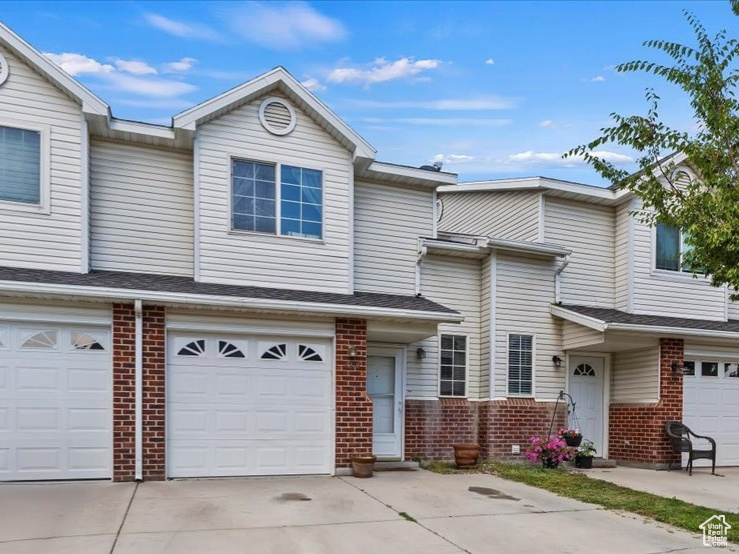 PINES - Residential