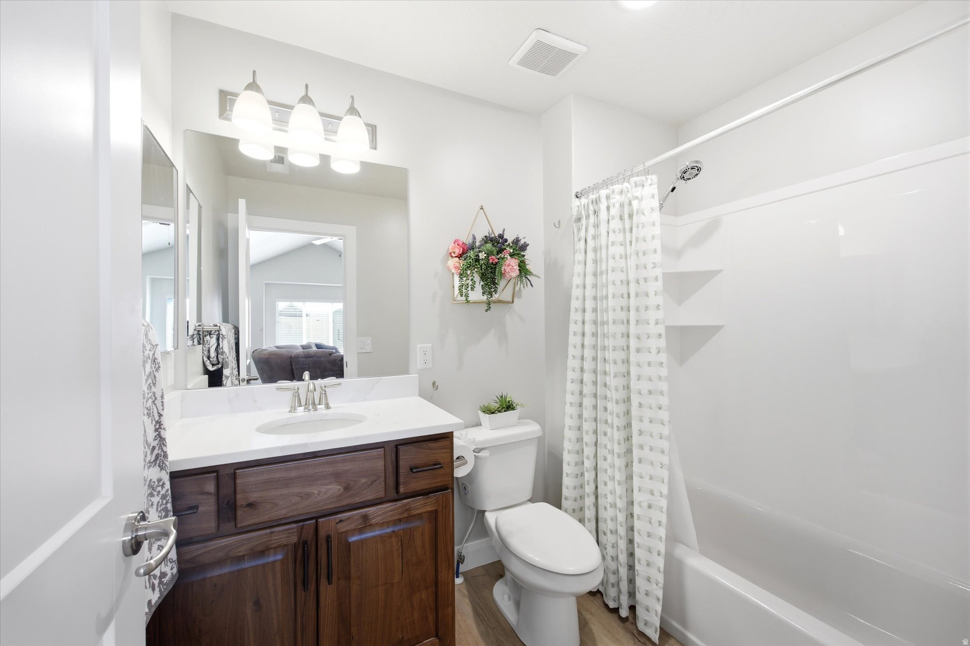THE VILAS AT LEGACY FARMS - Residential
