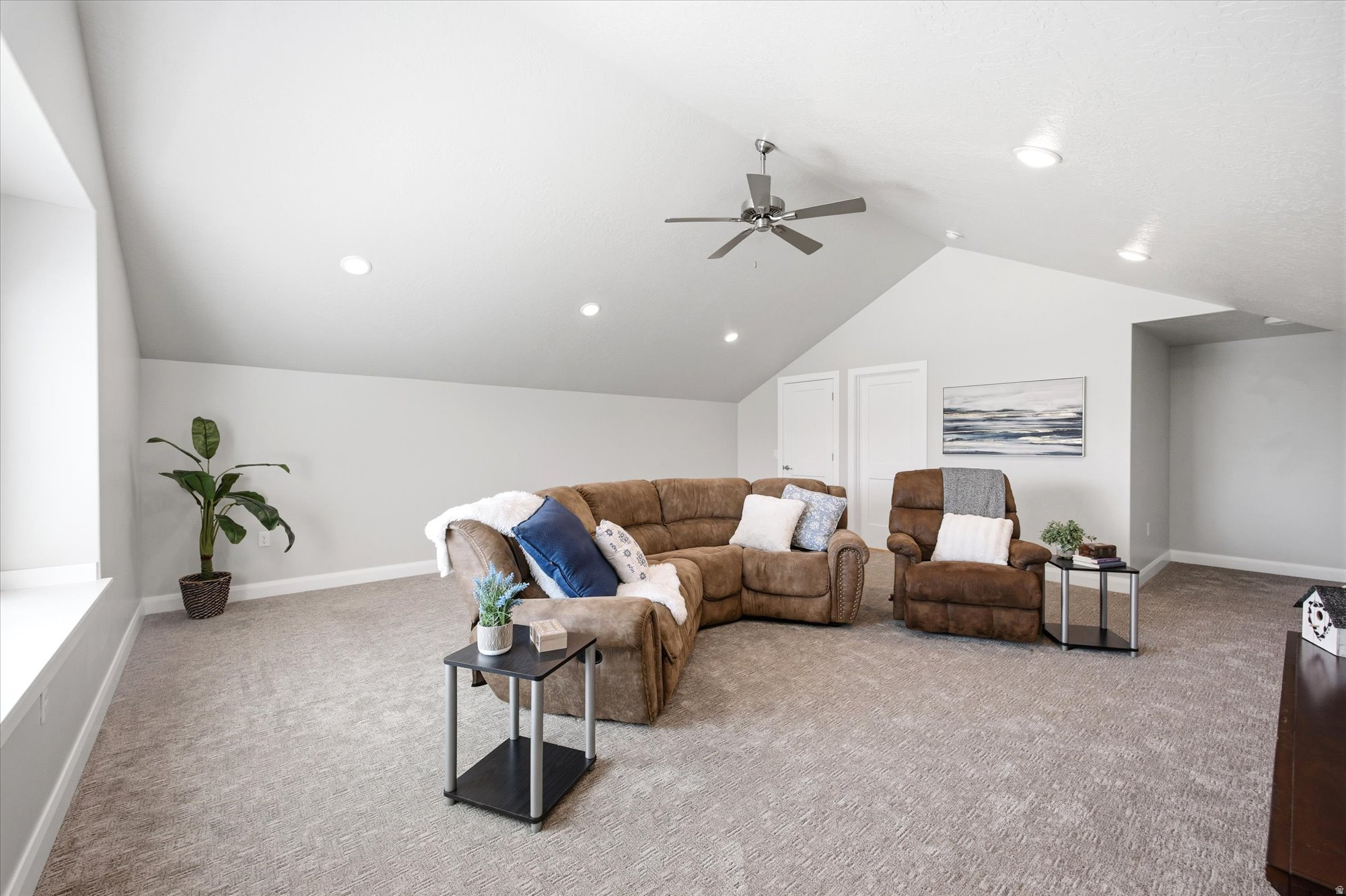 THE VILAS AT LEGACY FARMS - Residential