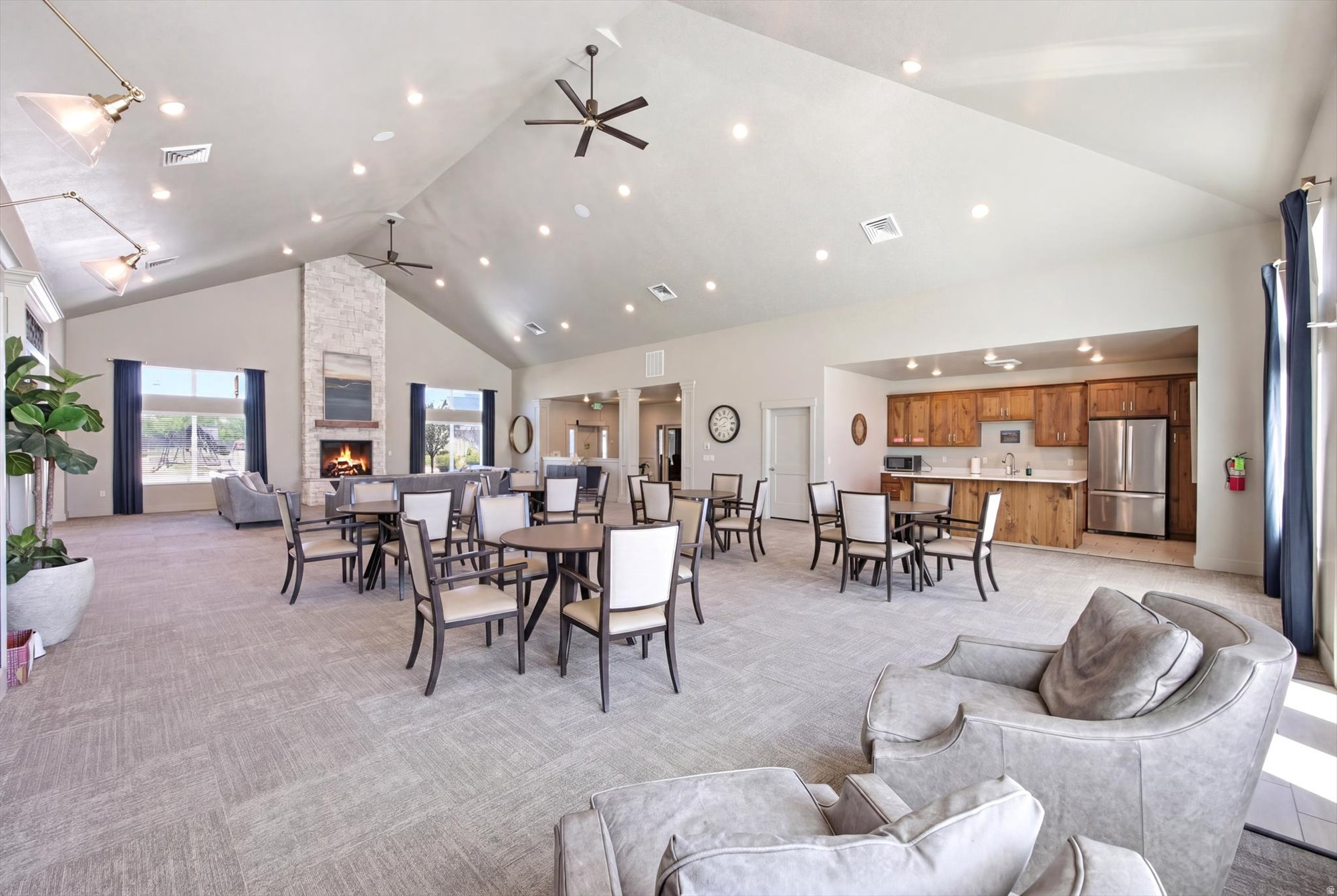THE VILAS AT LEGACY FARMS - Residential