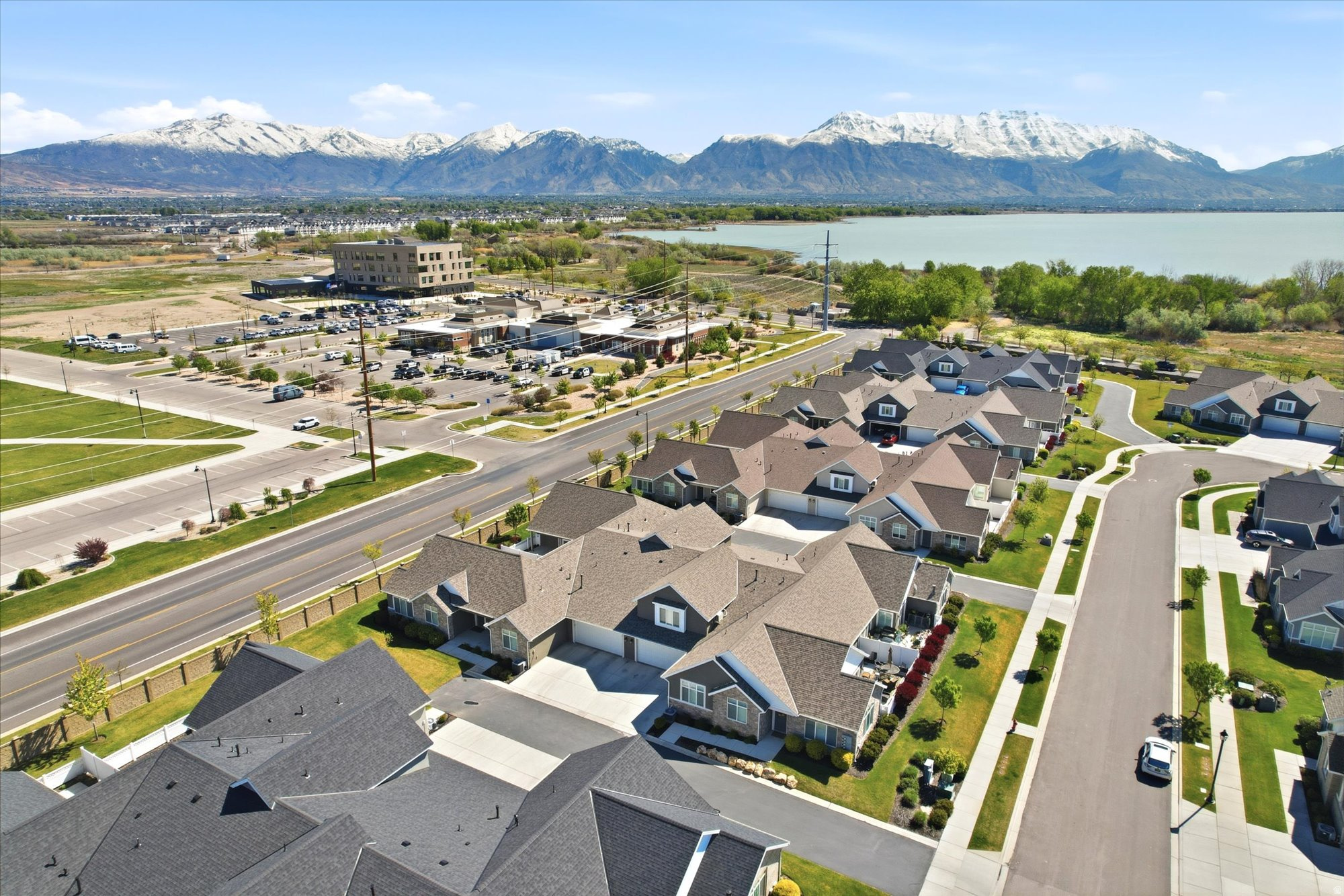 THE VILAS AT LEGACY FARMS - Residential