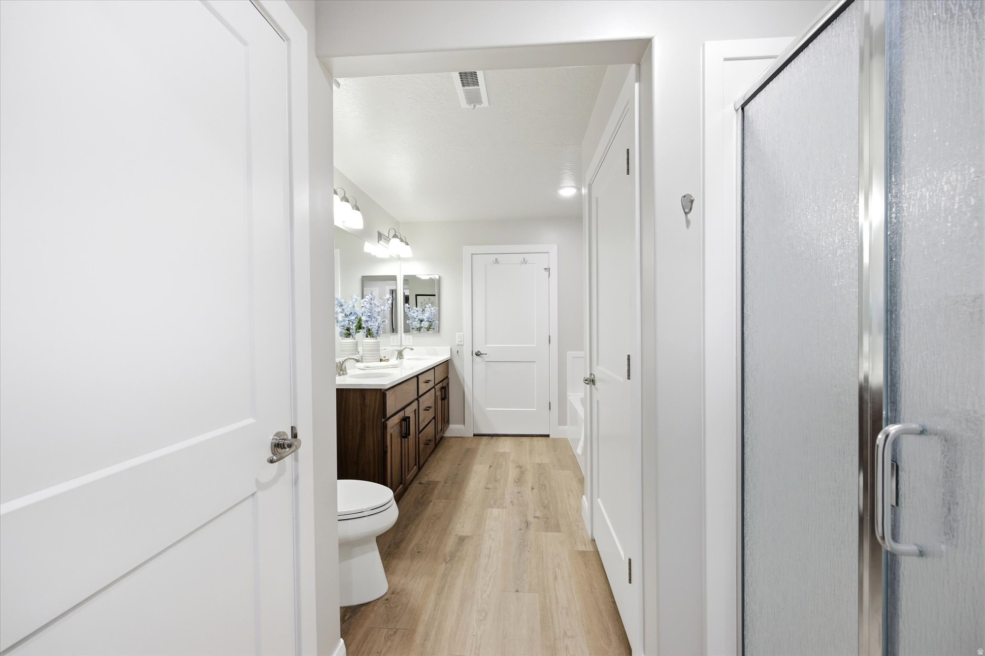 THE VILAS AT LEGACY FARMS - Residential