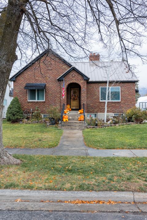 Photo of 460 N 100 E, Tremonton, UT 84337 (MLS # 2122266)